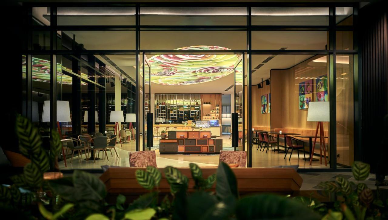 فندق Amari كوالالمبور المظهر الخارجي الصورة The lobby lounge