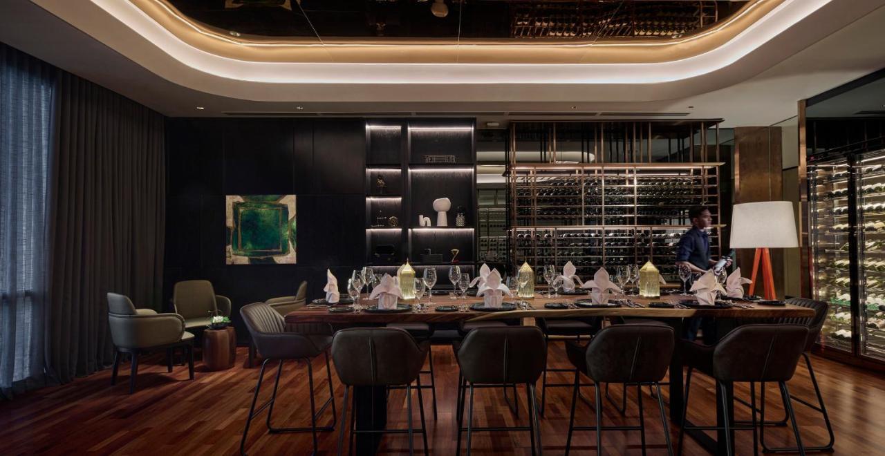فندق Amari كوالالمبور المظهر الخارجي الصورة The private dining room at the restaurant